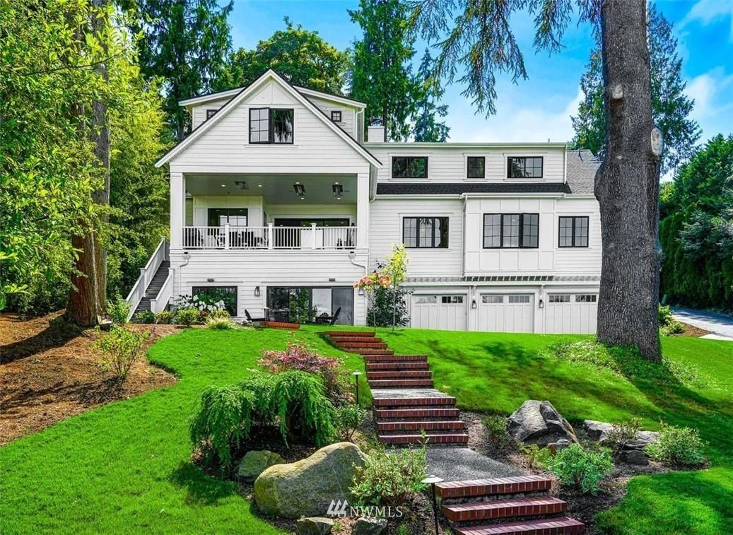 Cape Cod style custom home, Mercer Island